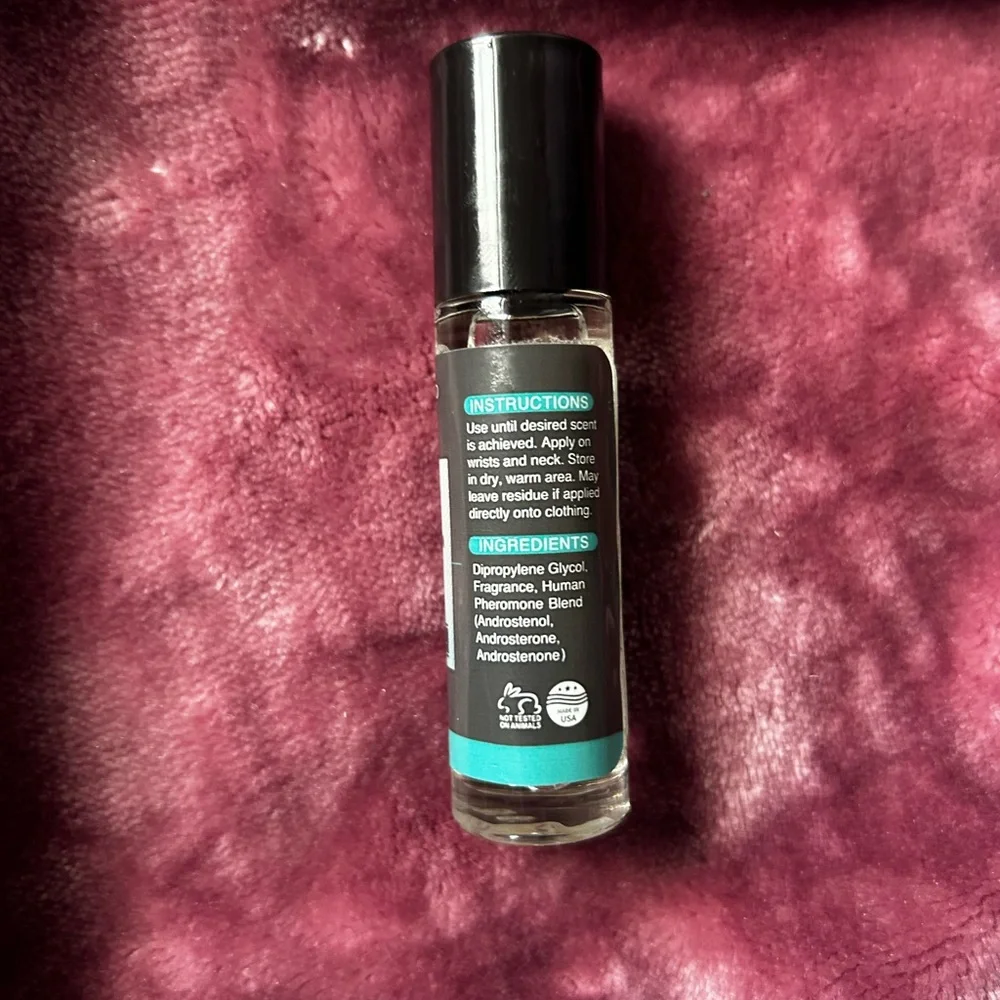 Bravado Labs Unisex Cologne Oil - Picture 2 of 2